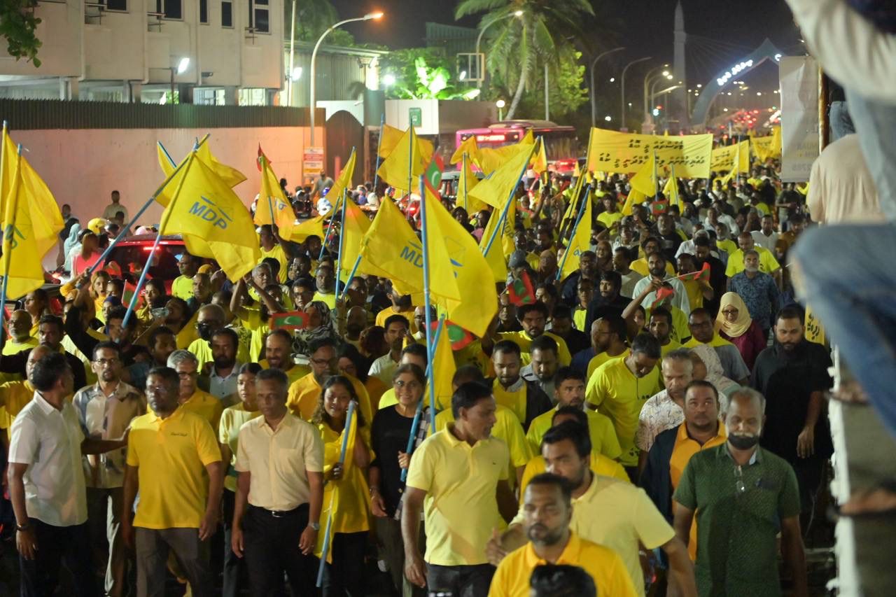 ރައްޔިތުން ނިކުމެ އެމްޑީޕީއަށް ދިން މެސެޖަކީ މި ވެރިކަން ބަދަލުކުރަން ނުވަތަ ހަމަމަގަށް އަޅުވަންޖެހޭކަން: ފައްޔާޒް